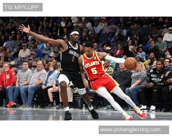 老鹰与灰熊精彩对决全场录像回放及精彩瞬间分析