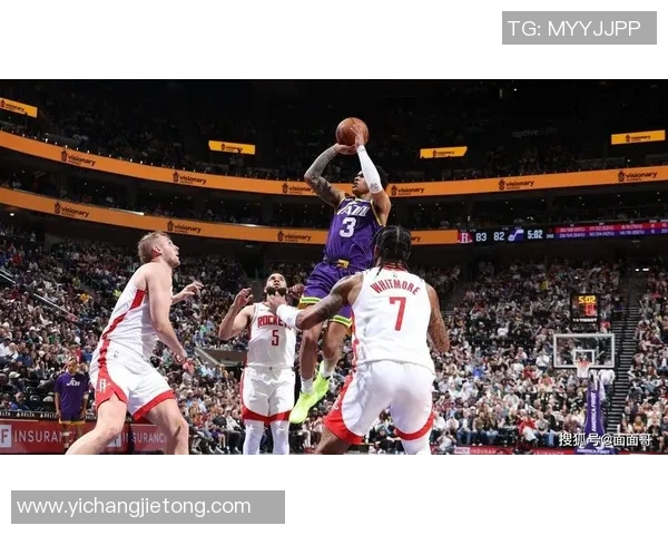 火箭队与太阳队激战正酣2015年10月14日精彩回顾与赛况分析