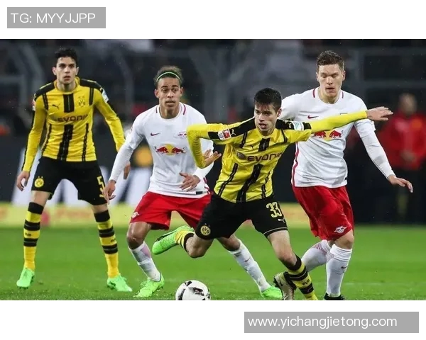 莱红牛与多特蒙德Ds的激烈对决揭示了足球战术的新趋势与未来发展方向